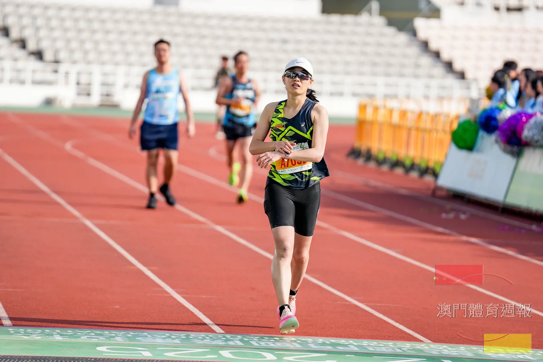 副1 吳楊楊成功衛冕全馬澳門女子冠軍.jpg